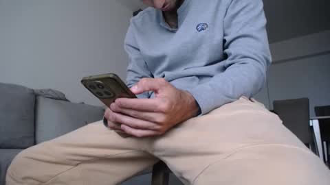 Snapshot of milostructor chatting on 25, 2, 2026 miloslove online show from 25, 2, 2026