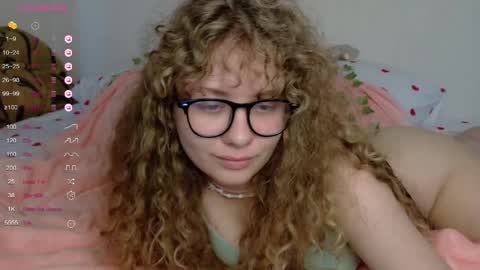 Snapshot of milounee chatting on 30, 3, 2026 milounee online show from 30, 3, 2026