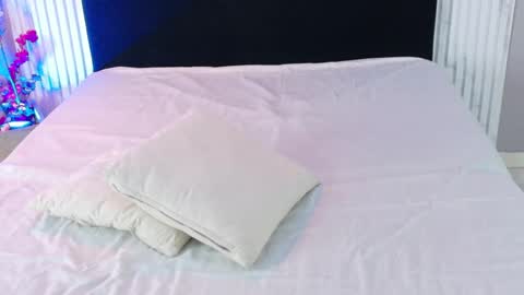 Snapshot of miluroose chatting on 28, 4, 2026 Milu online show from 28, 4, 2026