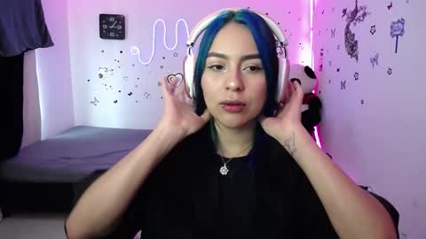 Snapshot of milusolers chatting on 1, 12, 2025 Milusolers online show from 1, 12, 2025