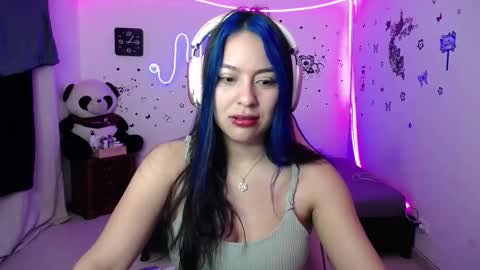 Snapshot of milusolers chatting on 2, 12, 2025 Milusolers online show from 2, 12, 2025