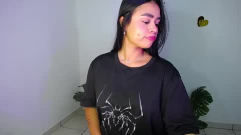 Snapshot of mily_ortiz chatting on 26, 3, 2026 Mily Ortiz online show from 26, 3, 2026