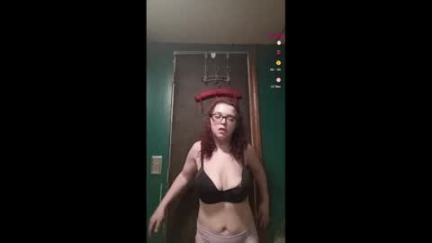 Snapshot of mimi142 chatting on 18, 4, 2026 mimi142 online show from 18, 4, 2026