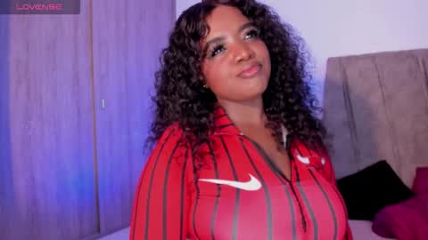 Snapshot of mimi_gil chatting on 15, 12, 2025 Mimi online show from 15, 12, 2025