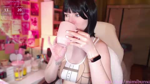 Snapshot of mimibunxo chatting on 3, 4, 2026 Mimi Bunny online show from 3, 4, 2026