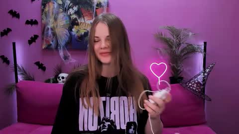 Kelly online show from 31, 10, 2025