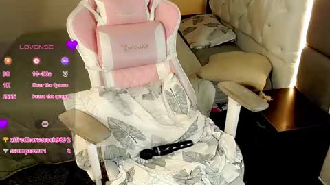 Snapshot of mimirodriguezz chatting on 16, 1, 2025 mimirodriguezz online show from 16, 1, 2025