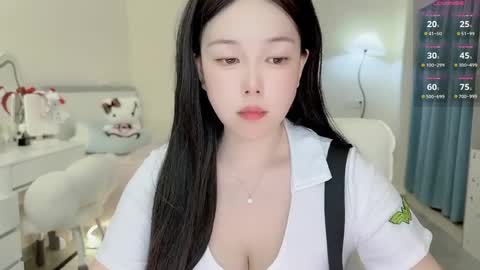 Snapshot of mimmouo chatting on 19, 5, 2026 mimmouo online show from 19, 5, 2026