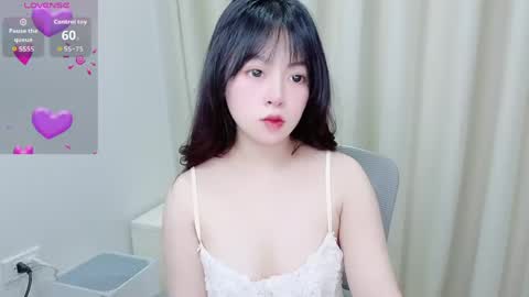 Snapshot of minaaaa69879 chatting on 5, 6, 2026 Na online show from 5, 6, 2026