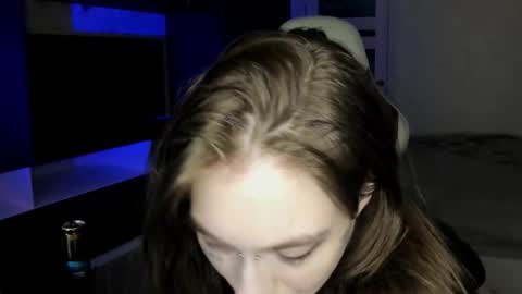 minadzukii online show from 19, 11, 2025