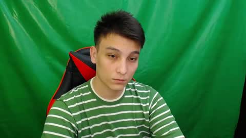 Snapshot of minato_kono chatting on 14, 10, 2025 minato_kono online show from 14, 10, 2025