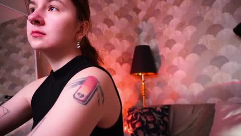 Snapshot of mind__game chatting on 19, 4, 2026 Frances Next streams Thu Fri Sat 8am - 4pm GMT3 online show from 19, 4, 2026