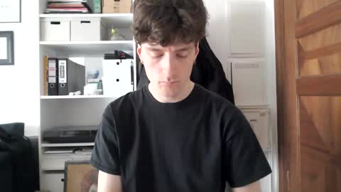 Snapshot of mindly chatting on 30, 4, 2026 Mindly online show from 30, 4, 2026