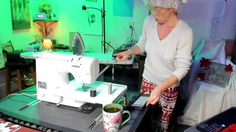 Snapshot of mindymars chatting on 23, 12, 2024 Mindy Mars online show from 23, 12, 2024