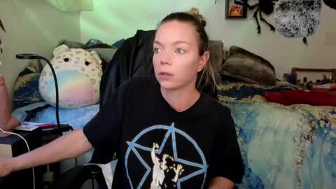 Snapshot of mindymars chatting on 12, 3, 2025 Mindy Mars online show from 12, 3, 2025