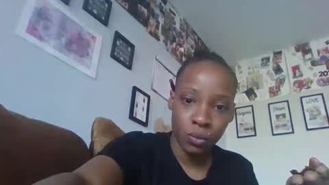 Snapshot of mini_luv chatting on 3, 12, 2024 SLIPSLID online show from 3, 12, 2024