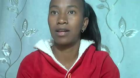 minouch211907 online show from 12, 2, 2026