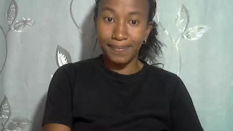 minouch211907 online show from 8, 3, 2026