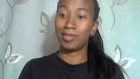 minouch211907 online show from 3, 4, 2026