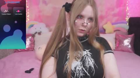 Snapshot of minx_girll chatting on 18, 1, 2026 Vikki online show from 18, 1, 2026