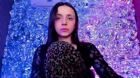 Snapshot of mipsymipson chatting on 21, 1, 2025 NEXT STREAM NOVEMBER  27282930 online show from 21, 1, 2025