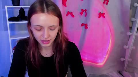 Snapshot of mipsymipson chatting on 6, 2, 2025 NEXT STREAM NOVEMBER  27282930 online show from 6, 2, 2025