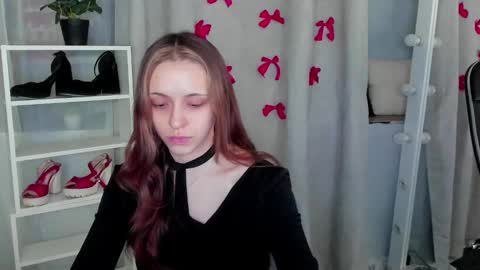 Snapshot of mipsymipson chatting on 11, 2, 2025 NEXT STREAM NOVEMBER  27282930 online show from 11, 2, 2025