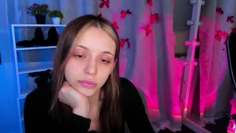 Snapshot of mipsymipson chatting on 6, 3, 2025 NEXT STREAM NOVEMBER  27282930 online show from 6, 3, 2025