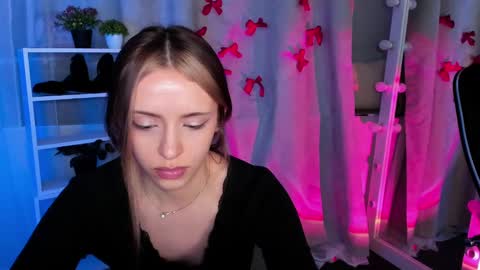 Snapshot of mipsymipson chatting on 6, 3, 2025 NEXT STREAM NOVEMBER  27282930 online show from 6, 3, 2025