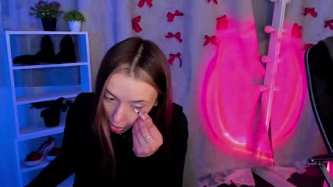 Snapshot of mipsymipson chatting on 7, 3, 2025 NEXT STREAM NOVEMBER  27282930 online show from 7, 3, 2025