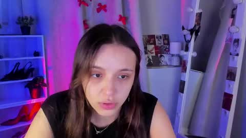 Snapshot of mipsymipson chatting on 19, 9, 2025 NEXT STREAM NOVEMBER  27282930 online show from 19, 9, 2025