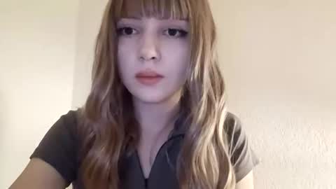 Mira doll online show from 16, 3, 2026