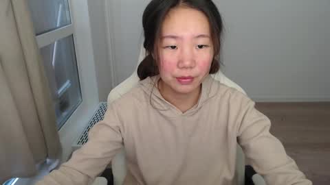 Snapshot of mira_g chatting on 13, 2, 2025 mira_g online show from 13, 2, 2025