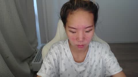 Snapshot of mira_g chatting on 15, 10, 2025 mira_g online show from 15, 10, 2025