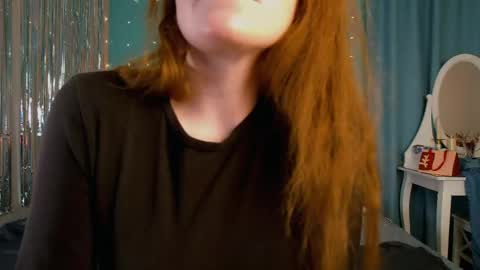 Snapshot of mira_glace chatting on 26, 4, 2026 Mira3 online show from 26, 4, 2026