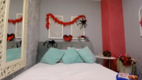 Snapshot of mira_glow chatting on 24, 10, 2025 Mira online show from 24, 10, 2025