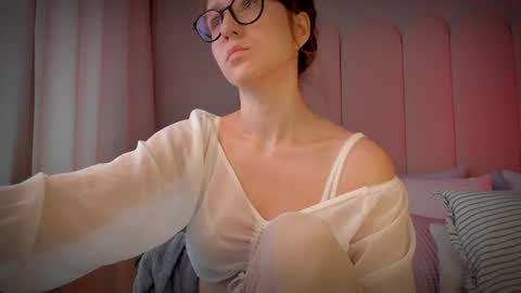 Mira online show from 22, 6, 2026
