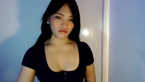 Snapshot of mira_luna222 chatting on 6, 12, 2024 Mira Bella online show from 6, 12, 2024