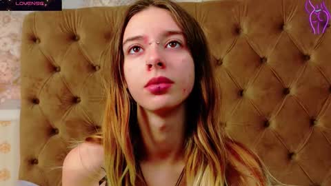 Snapshot of mira_lynxx chatting on 29, 11, 2025 mira_lynxx online show from 29, 11, 2025