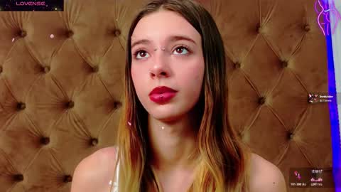 Snapshot of mira_lynxx chatting on 3, 12, 2025 mira_lynxx online show from 3, 12, 2025