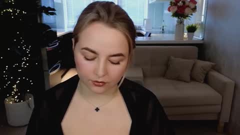 Snapshot of mira_mermayd chatting on 12, 3, 2026 Mira online show from 12, 3, 2026