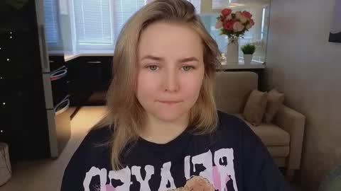 Snapshot of mira_mermayd chatting on 22, 3, 2026 Mira online show from 22, 3, 2026