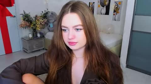 Emma online show from 16, 2, 2025