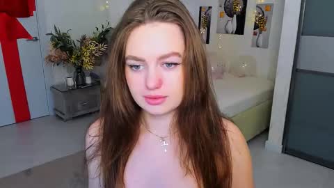 Emma online show from 16, 2, 2025