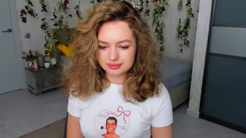 Emma online show from 24, 10, 2025