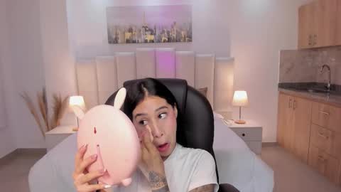 Snapshot of miranda_crawfor chatting on 22, 10, 2025 miranda_crawfor online show from 22, 10, 2025