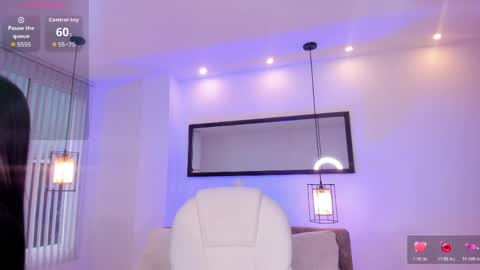 Snapshot of miranda_crawfor chatting on 7, 5, 2026 miranda_crawfor online show from 7, 5, 2026