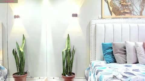    online show from 20, 10, 2025