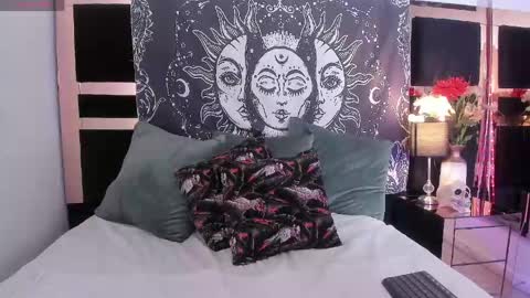 Snapshot of mirandaaduboiss chatting on 21, 4, 2026 Miranda online show from 21, 4, 2026