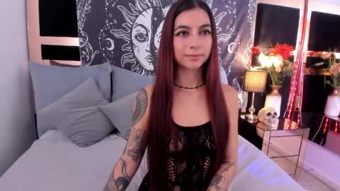 Snapshot of mirandaaduboiss chatting on 3, 5, 2026 Miranda online show from 3, 5, 2026